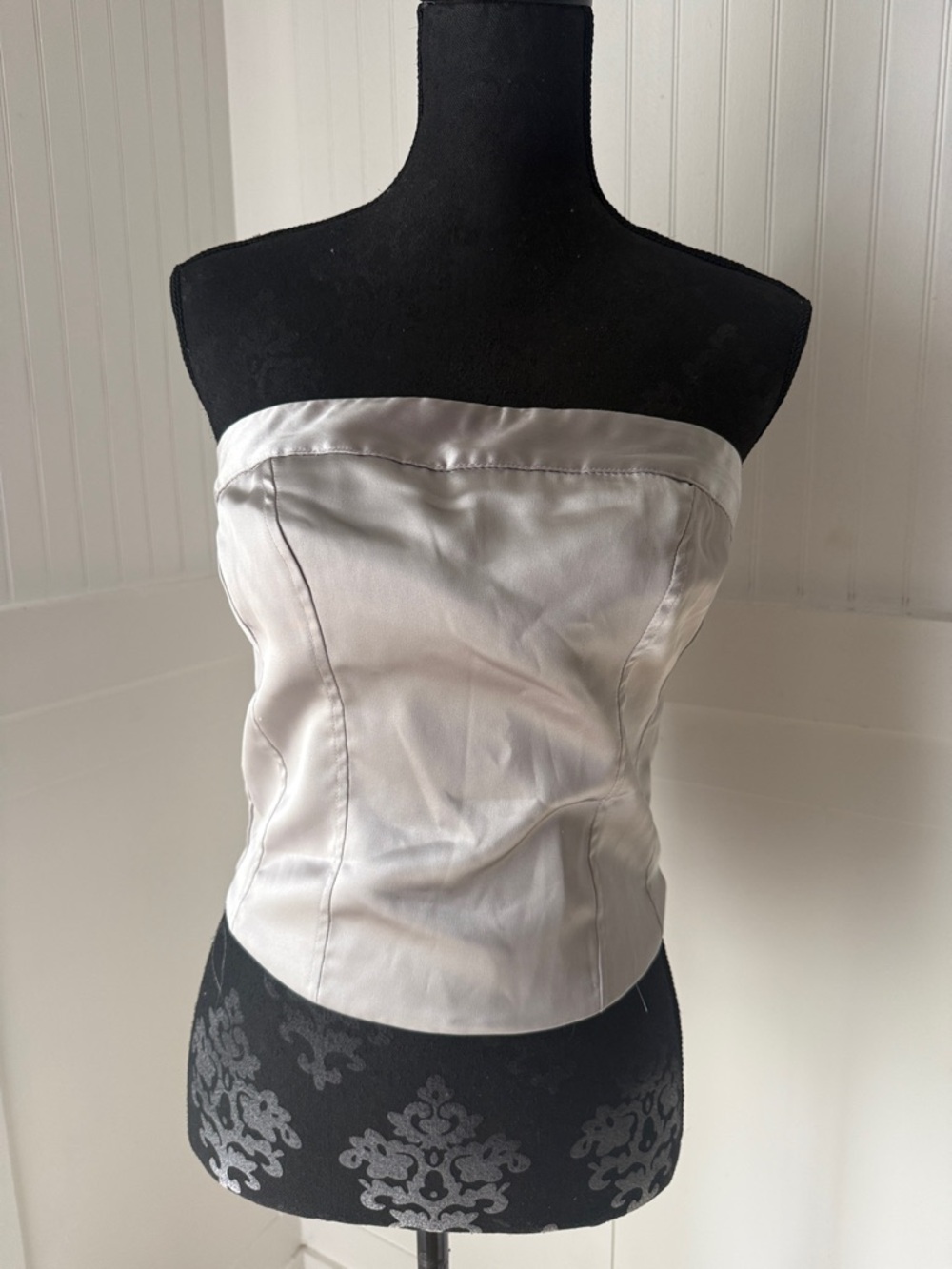 Wild fable Satin Strapless Bustier Top in Light Silver